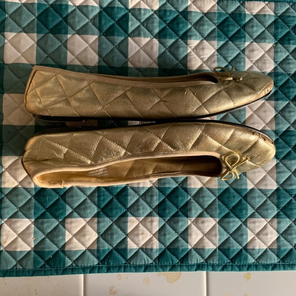 Scoop NYC Beach Gold Quilted Ballet Flats -- Pre-Owned Size 10 - Picture 10 of 15